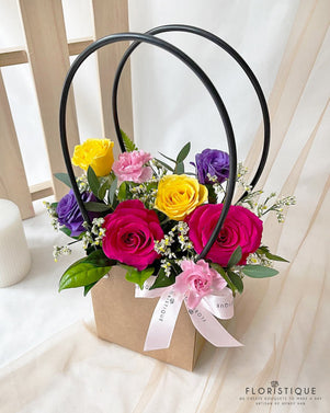 Avira FBS:  Roses, Spray Roses, Eustoma Flower Bag