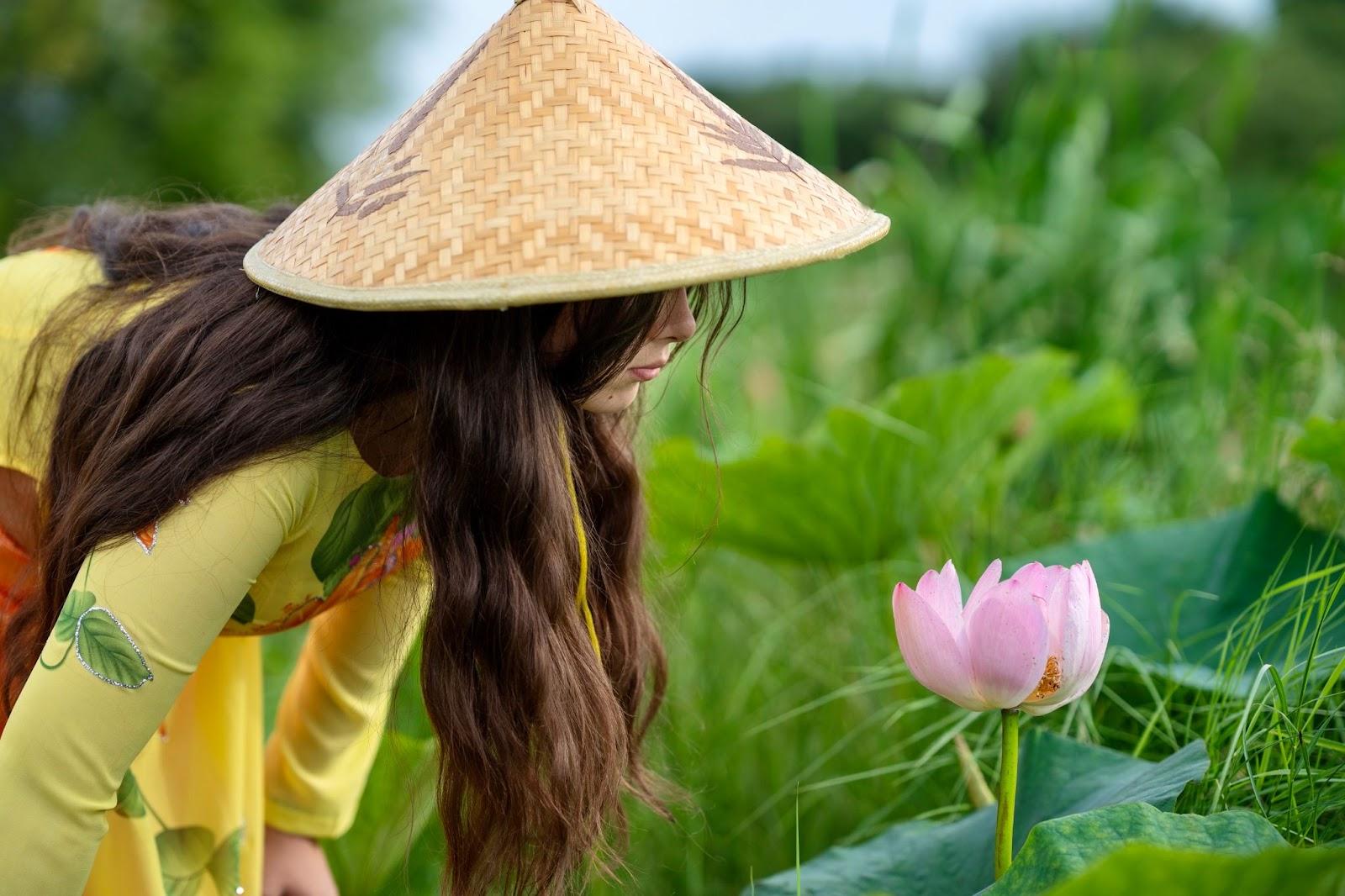 Asian Flower Customs, Traditions, and Symbolisms