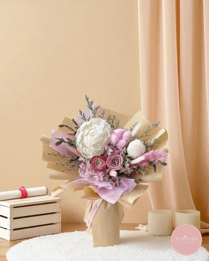 Trish - FloristiqueSG 