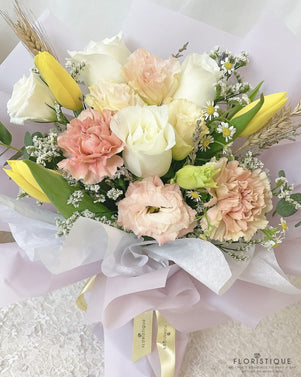 Evangeline Bouquet - Roses And Carnations From Singapore Florist Floristique